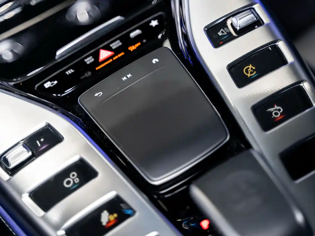 MERCEDES-BENZ AMG GT