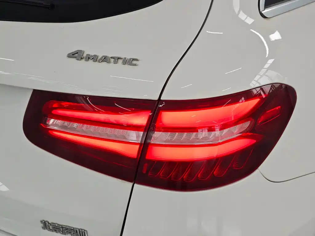 Mercedes-Benz GLC — миниатюра 19