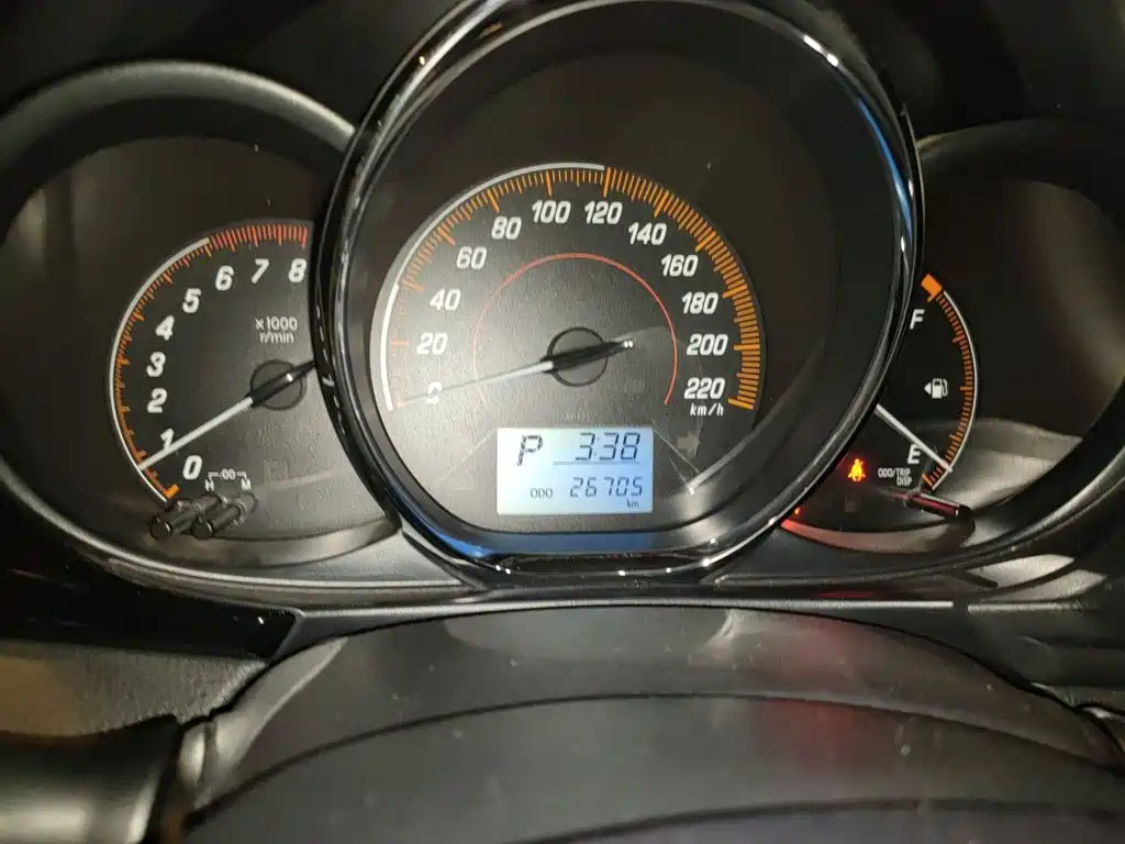 Toyota Yaris L — миниатюра 7