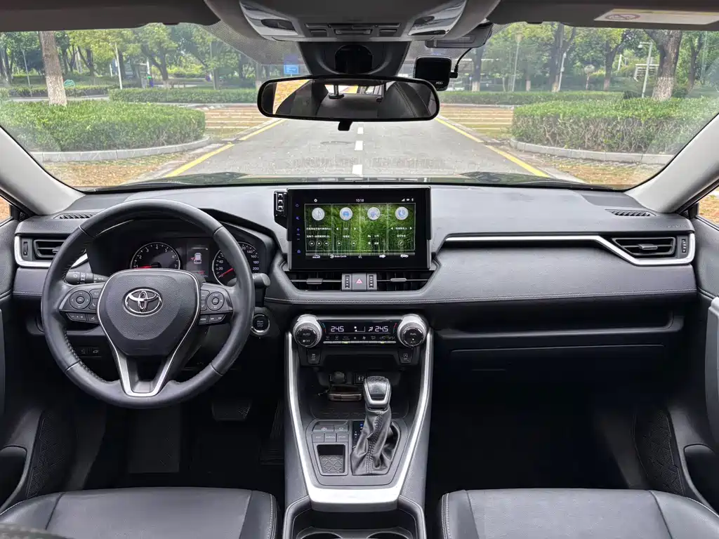 Toyota Wildlander — миниатюра 10