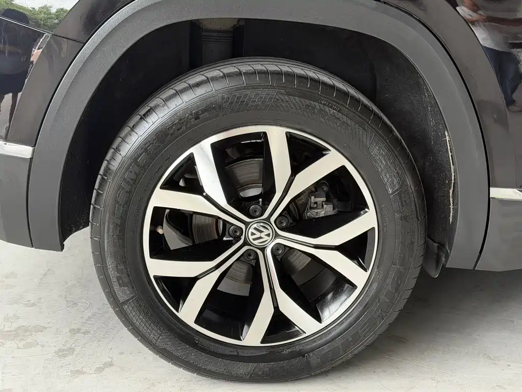 Volkswagen Teramont — миниатюра 6
