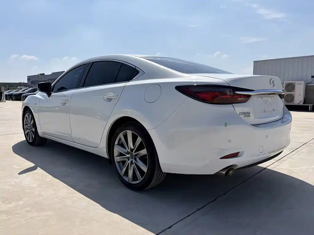 Mazda Atenza — миниатюра 8