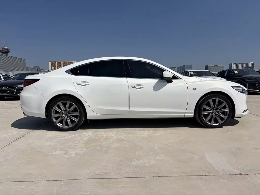 Mazda Atenza — миниатюра 5