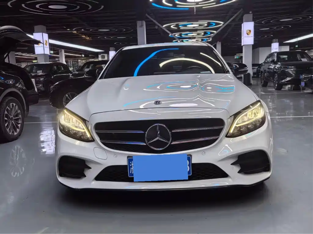 Mercedes-Benz C-Class — миниатюра 2