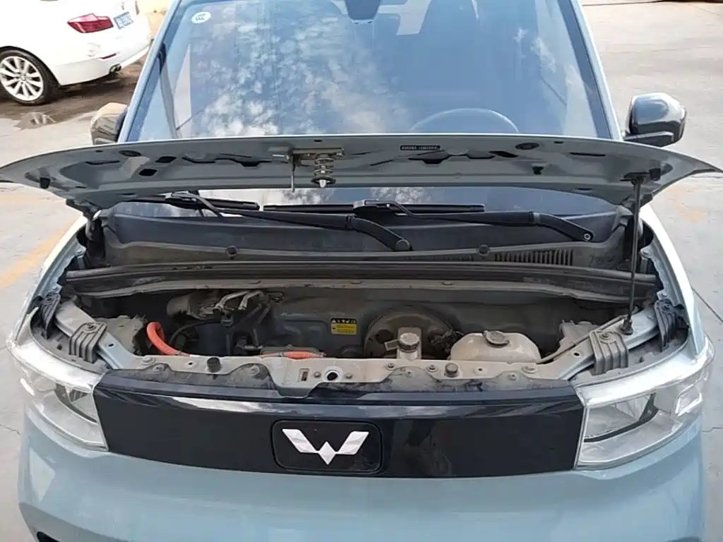 Wuling MINIEV — миниатюра 20