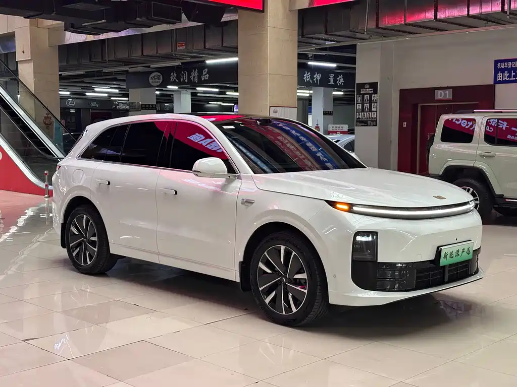 Li Auto L6 2025 Pro