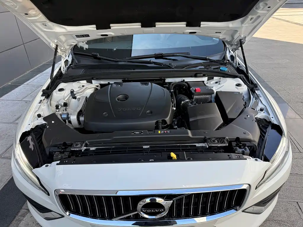 Volvo S60 — миниатюра 11