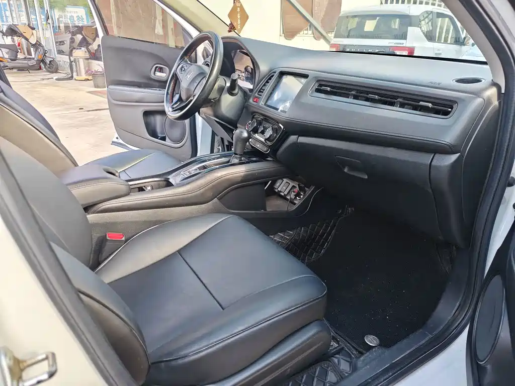 Honda Vezel — миниатюра 6