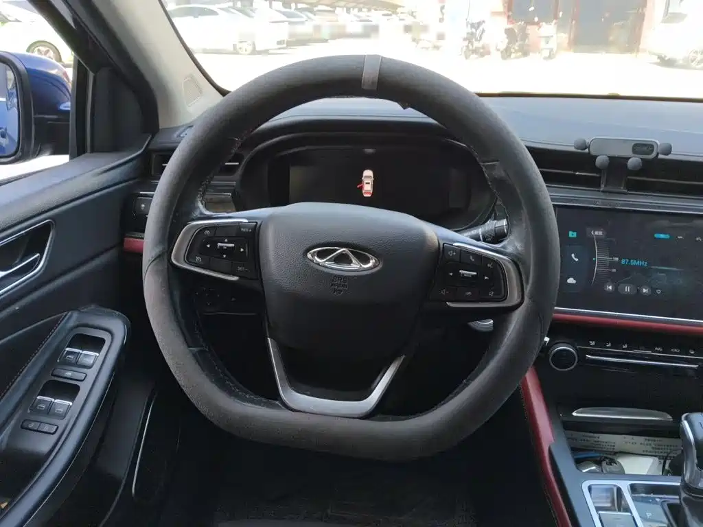Chery Arrizo 5 PLUS — миниатюра 3