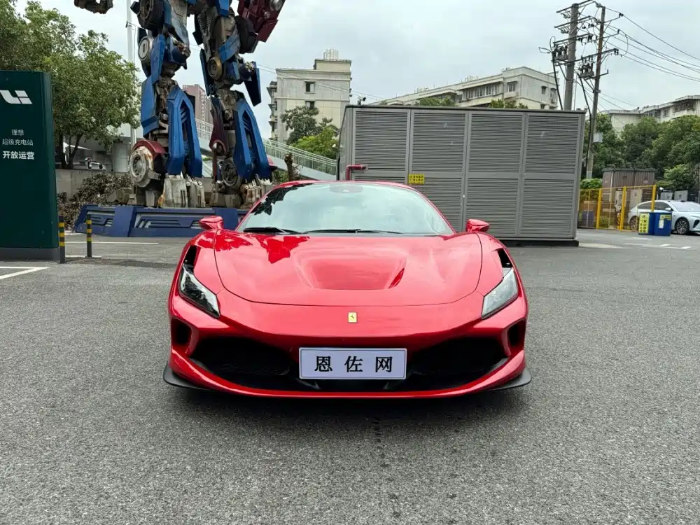 Ferrari F8 — миниатюра 2