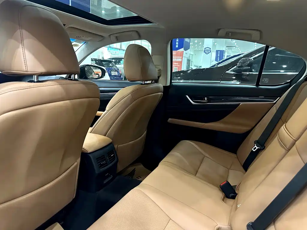 Lexus GS — миниатюра 18