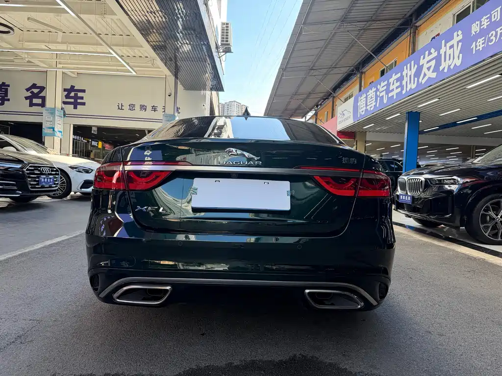 Jaguar XFL — миниатюра 23