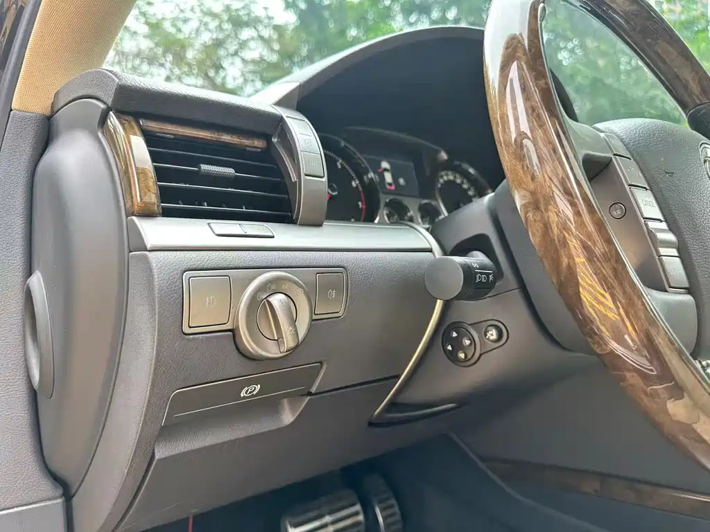 Volkswagen Phaeton 3.0L Elite Custom Type, фото 15