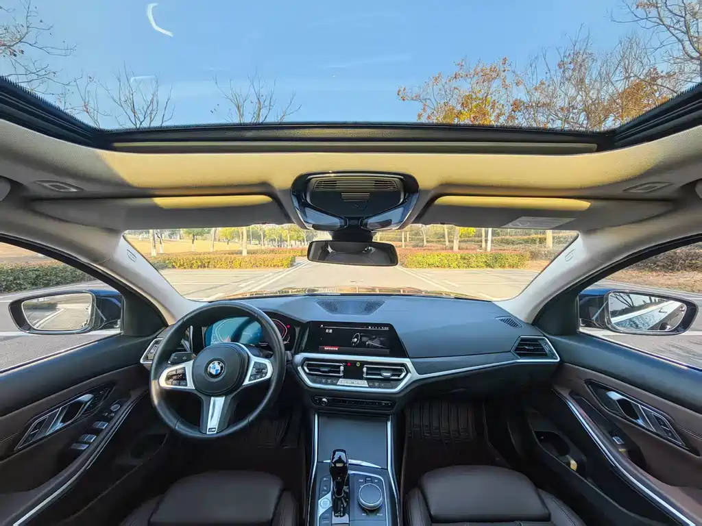 BMW 3 Series - фото 6