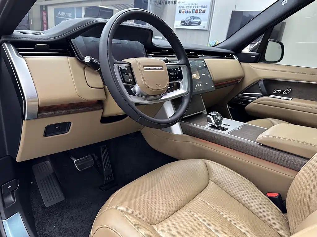 Land Rover Range Rover — миниатюра 7