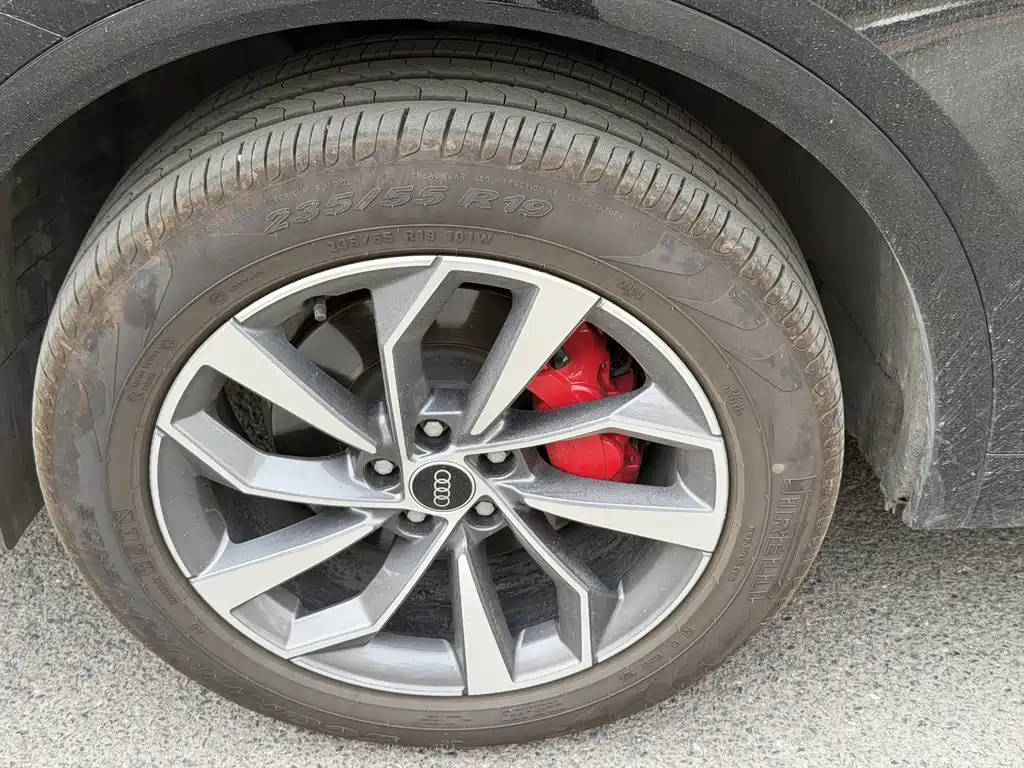Audi Q5L — миниатюра 10