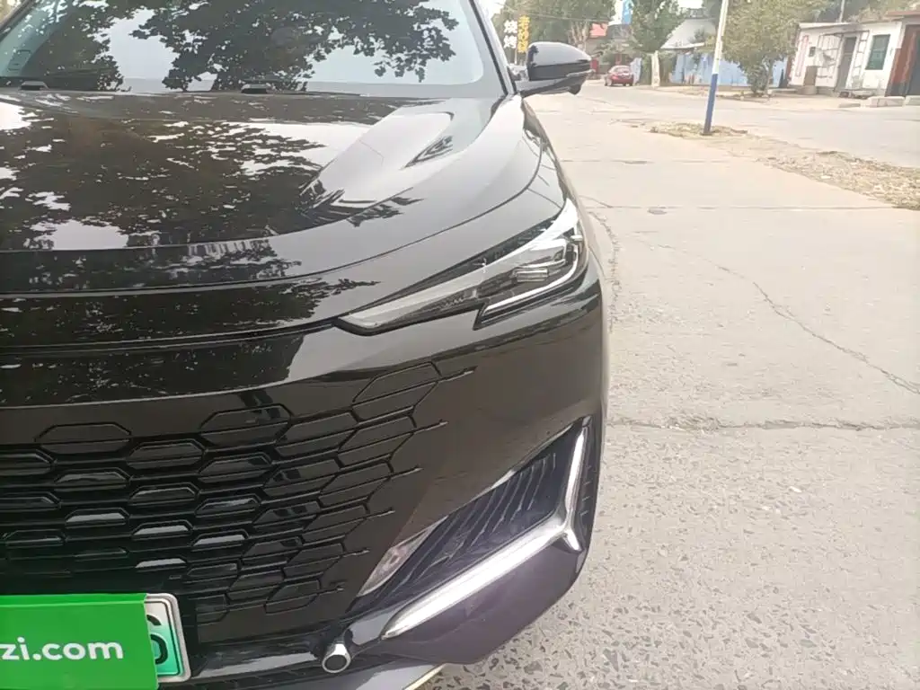 Changan UNI-K iDD — миниатюра 24