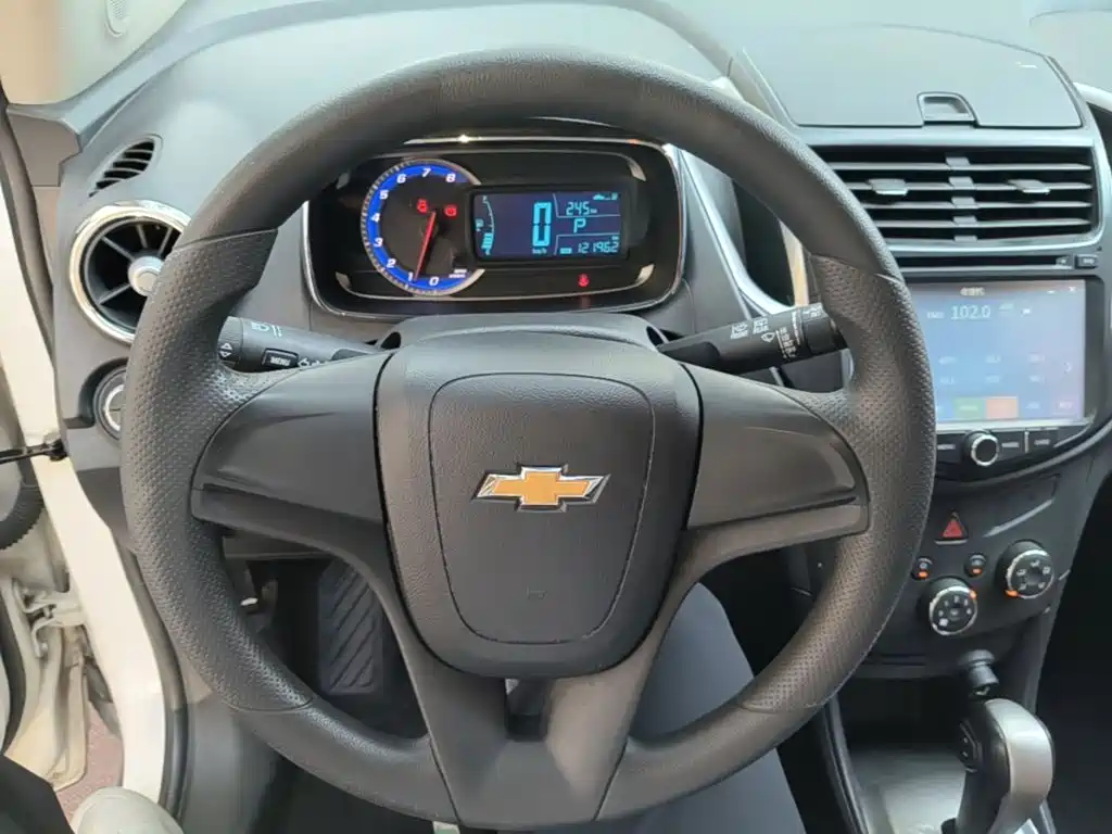 Chevrolet Trax — миниатюра 11