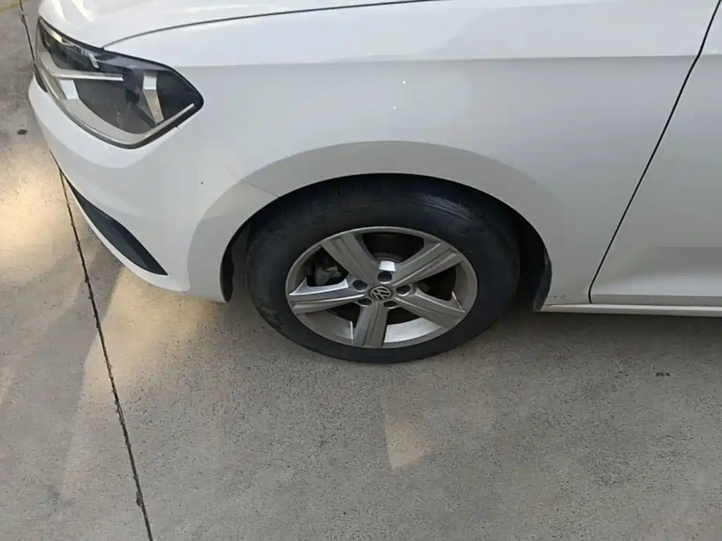 Volkswagen Santana — миниатюра 23