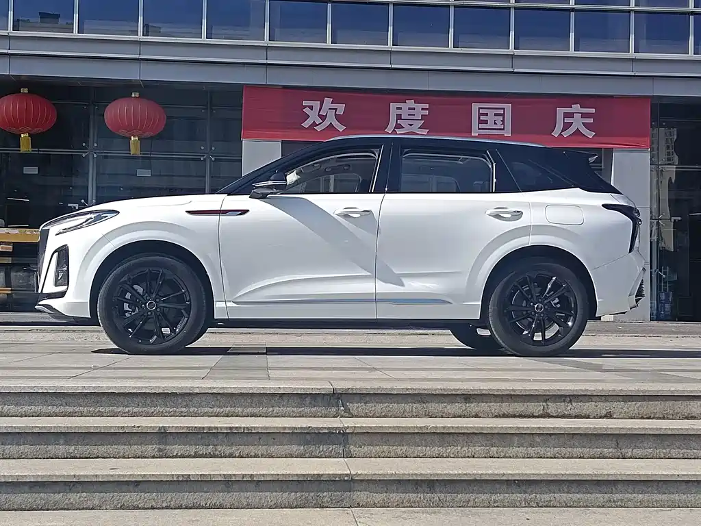 Hongqi Hongqi HS3 PHEV — миниатюра 5