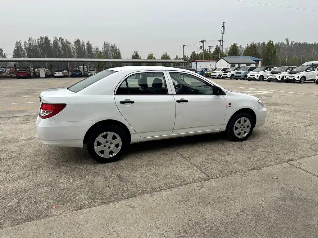 BYD F3 — миниатюра 7
