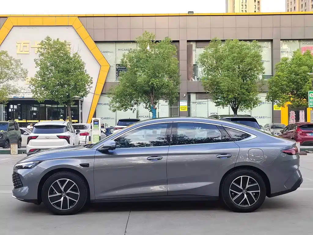 BYD Qin L — миниатюра 4