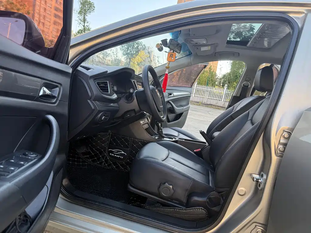 Roewe 360 — миниатюра 20