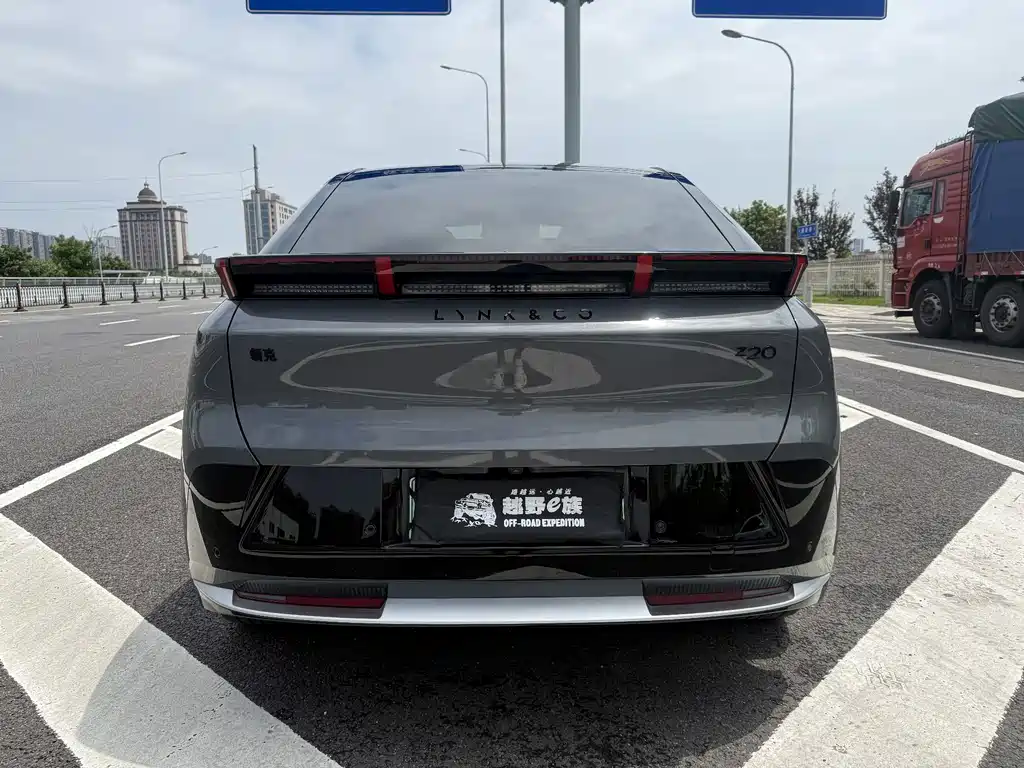 Lynk & Co Z20 — миниатюра 5