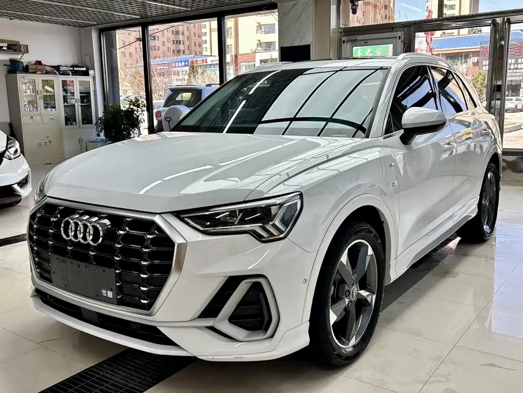 Audi Q3 2023