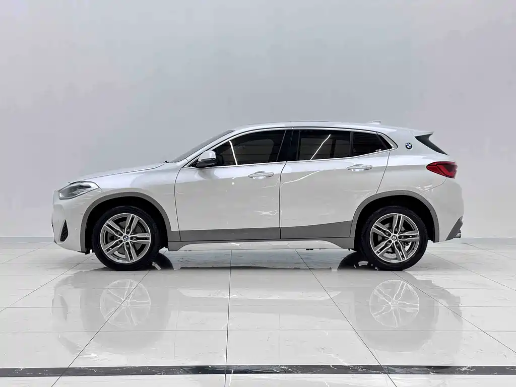 BMW X2 — миниатюра 5