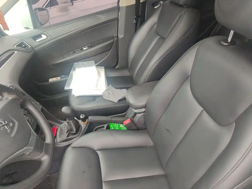 Peugeot 308 — миниатюра 16