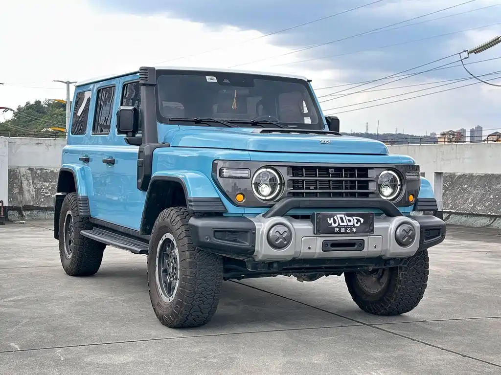 212 212 T01 — миниатюра 2