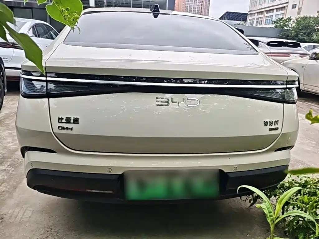 BYD Seal 07 DM-i — миниатюра 4