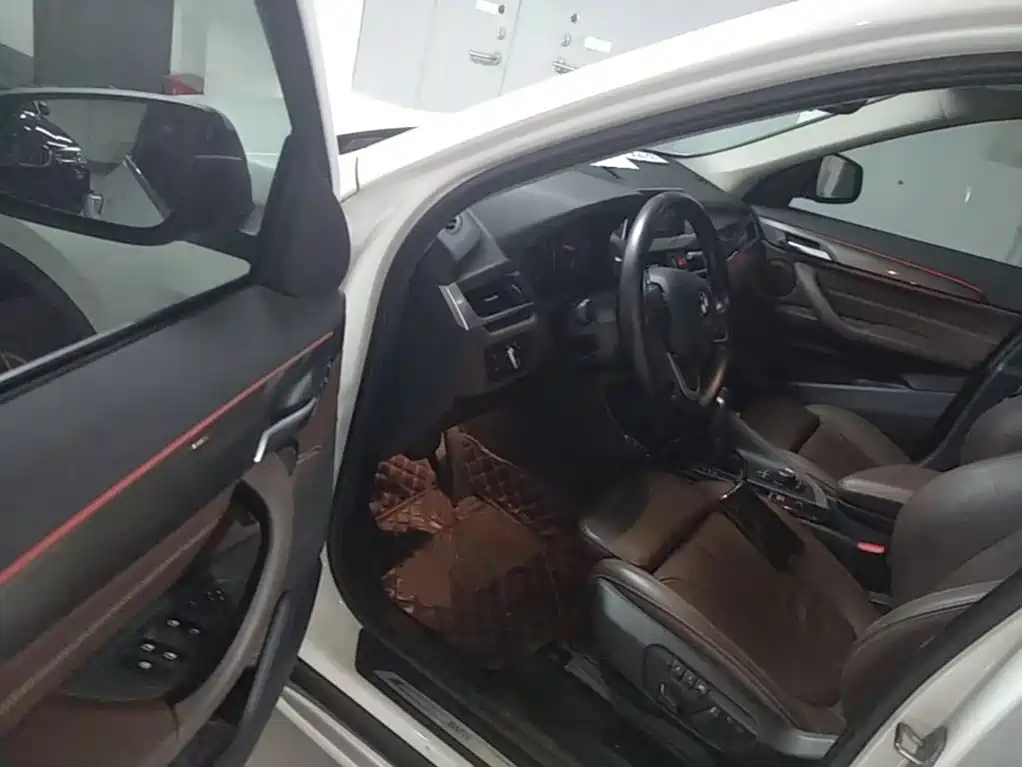 BMW X1 — миниатюра 16