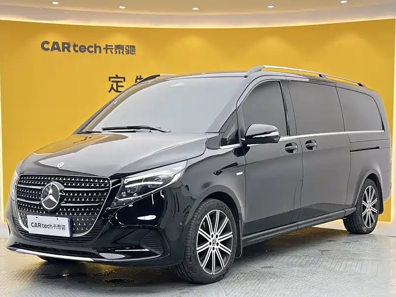 奔驰V级 2024款 V 300 L 长轴距尊贵版 2025