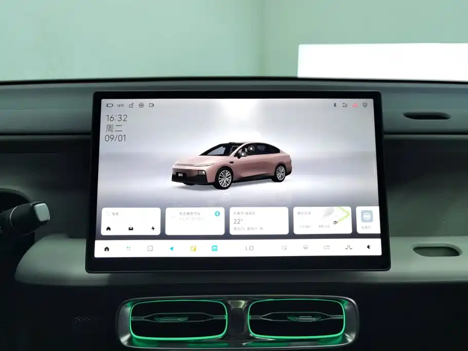 Leapmotor Leapmotor B01 — миниатюра 13