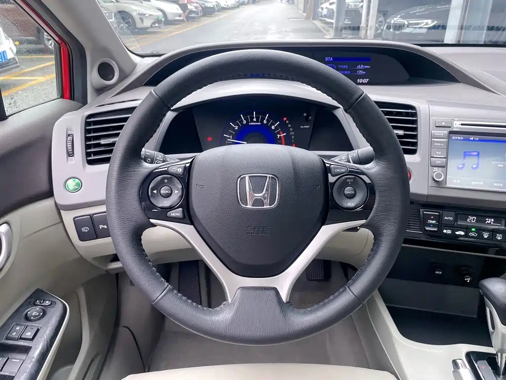 Honda Civic — миниатюра 16