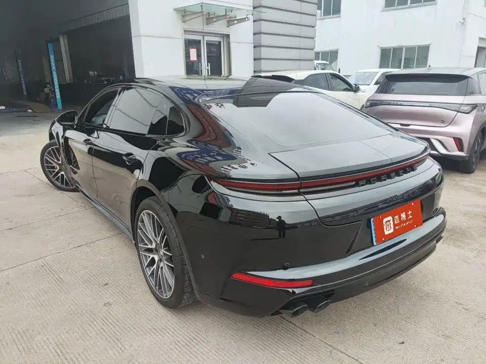 Porsche Panamera — миниатюра 2