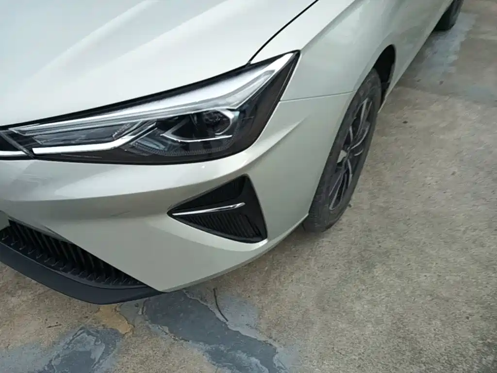 Roewe Ei5 — миниатюра 24