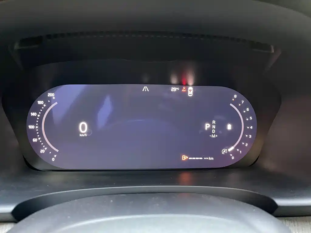 Volvo S90 — миниатюра 21