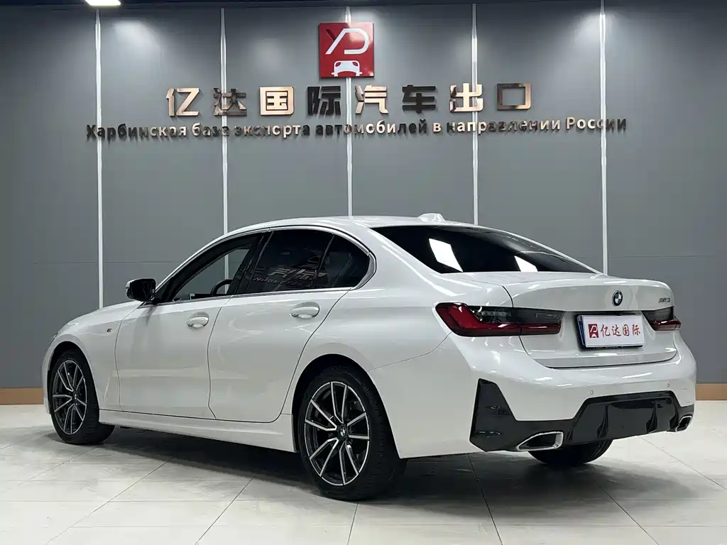 BMW 3 Series — миниатюра 4