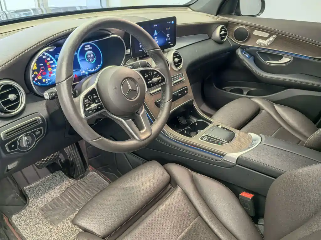 Mercedes-Benz GLC — миниатюра 12