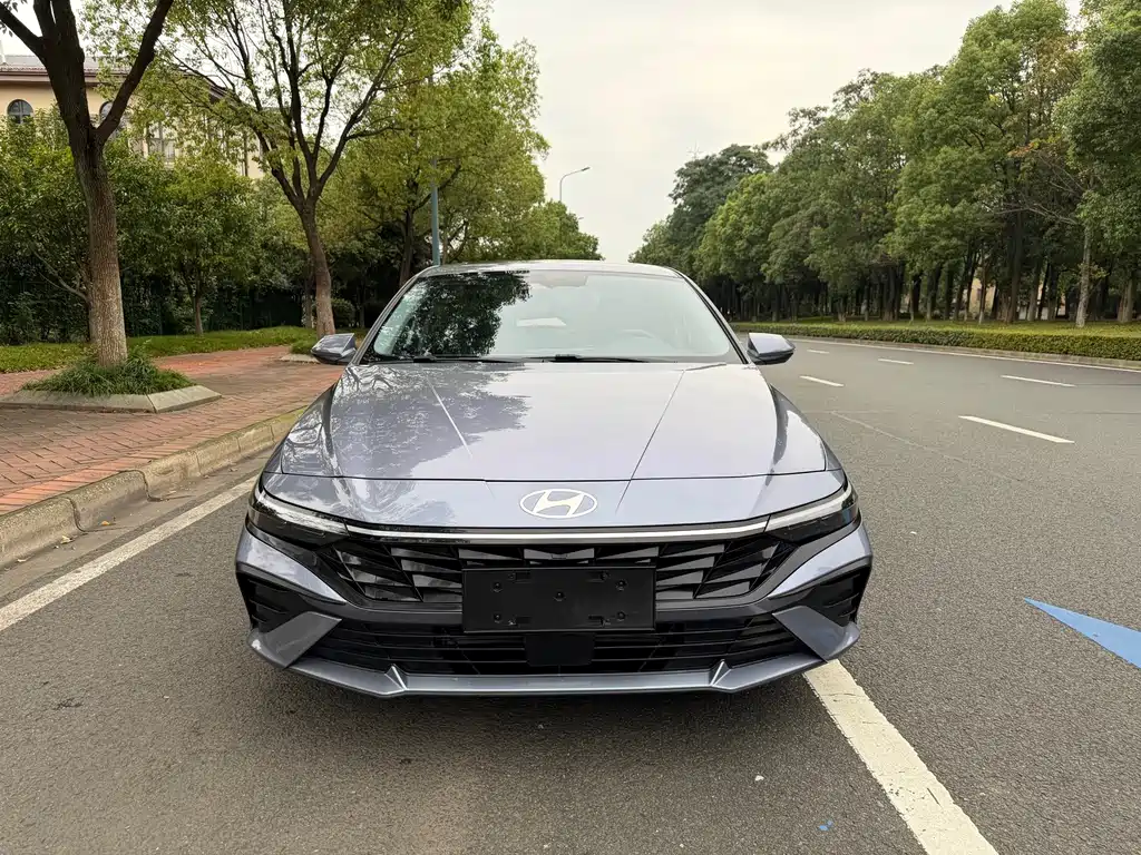 Hyundai Elantra — миниатюра 2