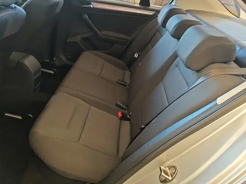 Volkswagen Bora — миниатюра 17