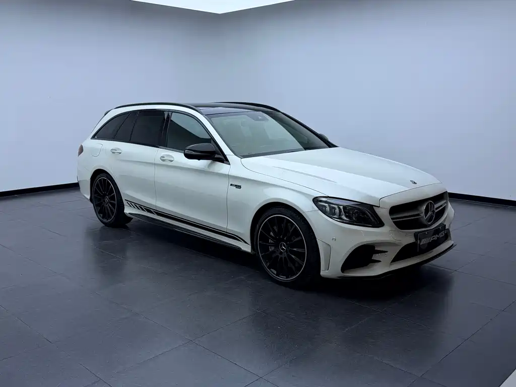 Mercedes-Benz C-Class AMG — миниатюра 3