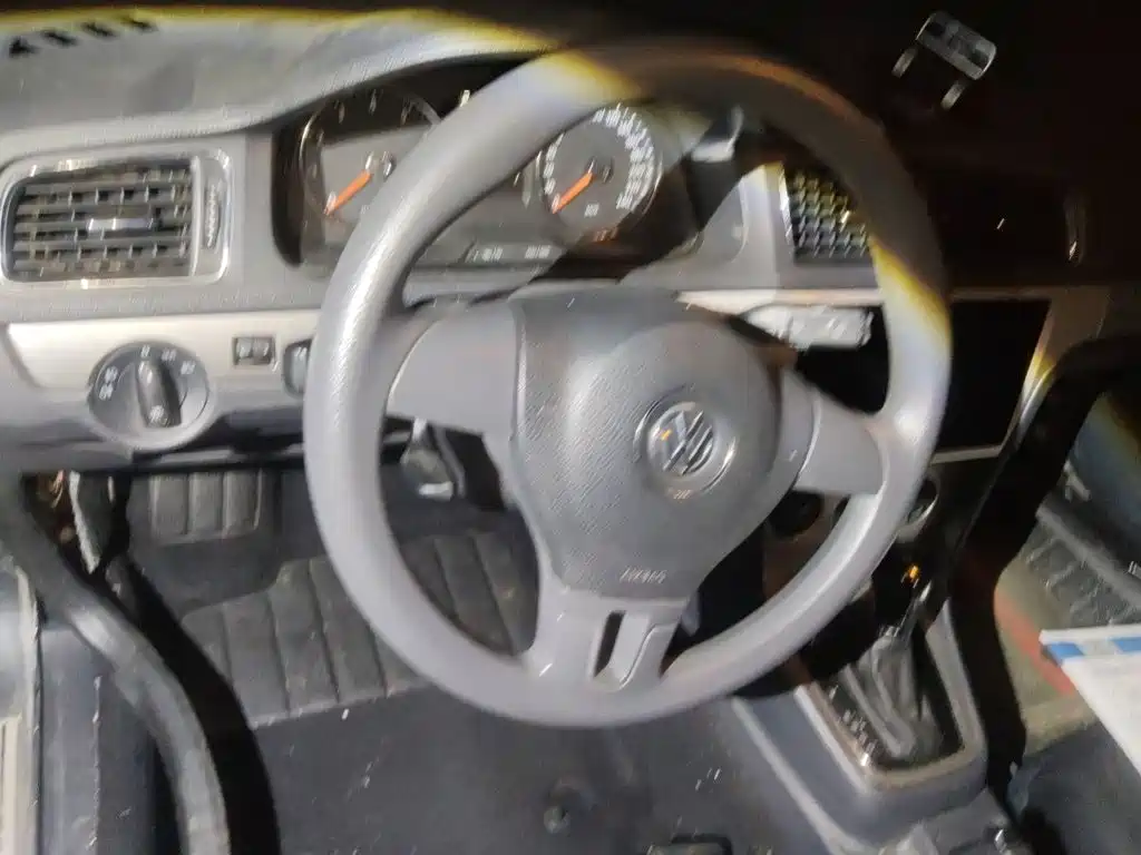 Volkswagen Lavida — миниатюра 6