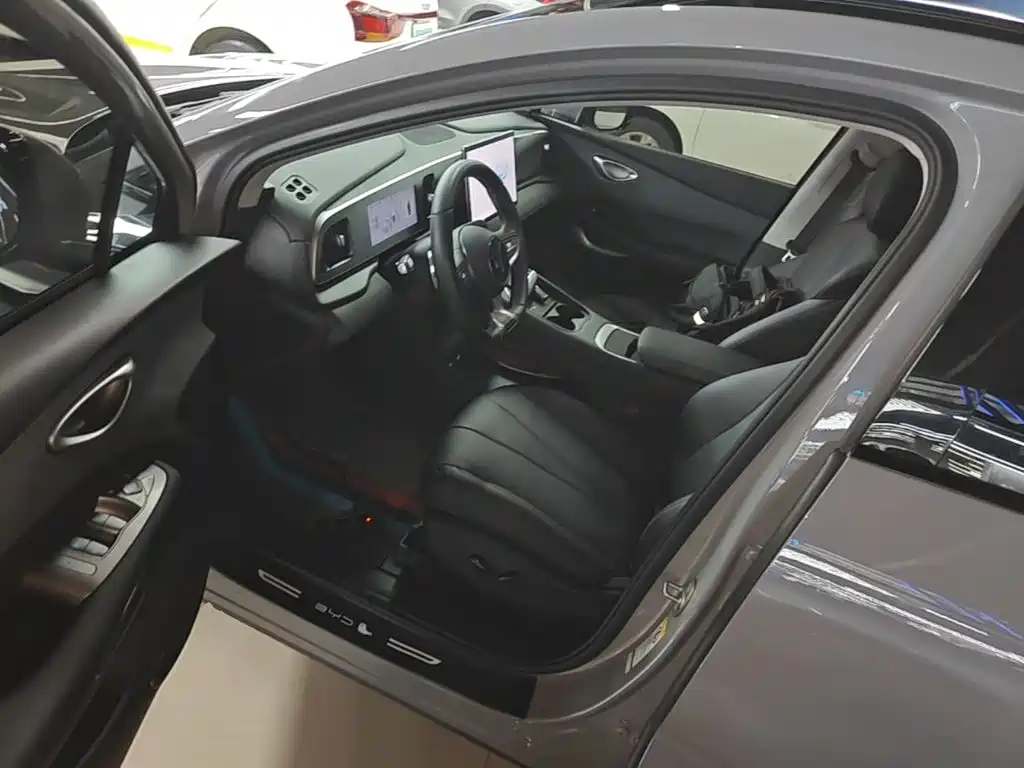 BYD Sealion 05 EV — миниатюра 16