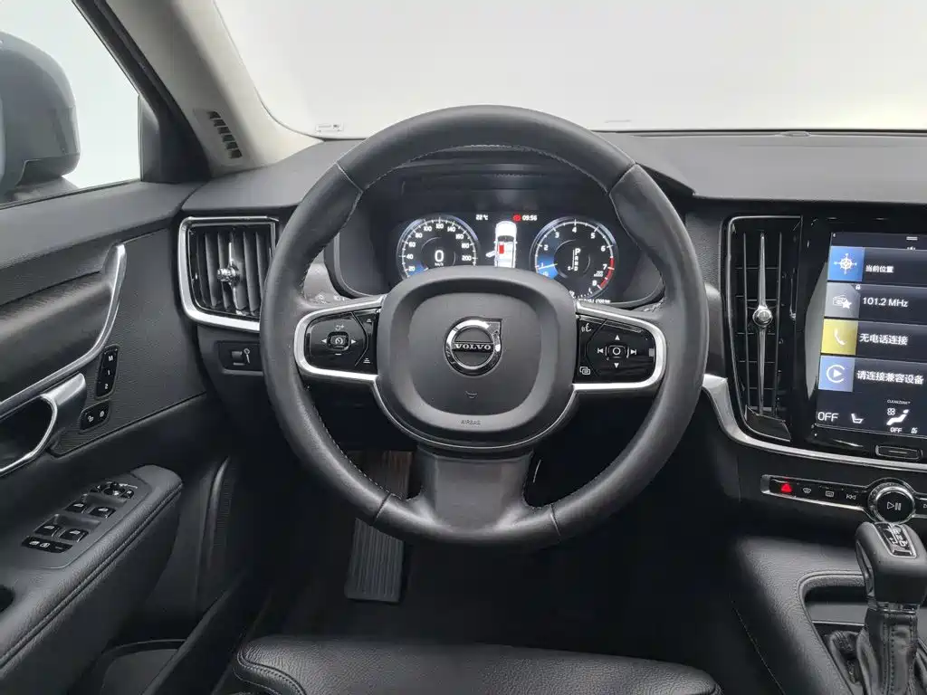 Volvo V90 — миниатюра 11