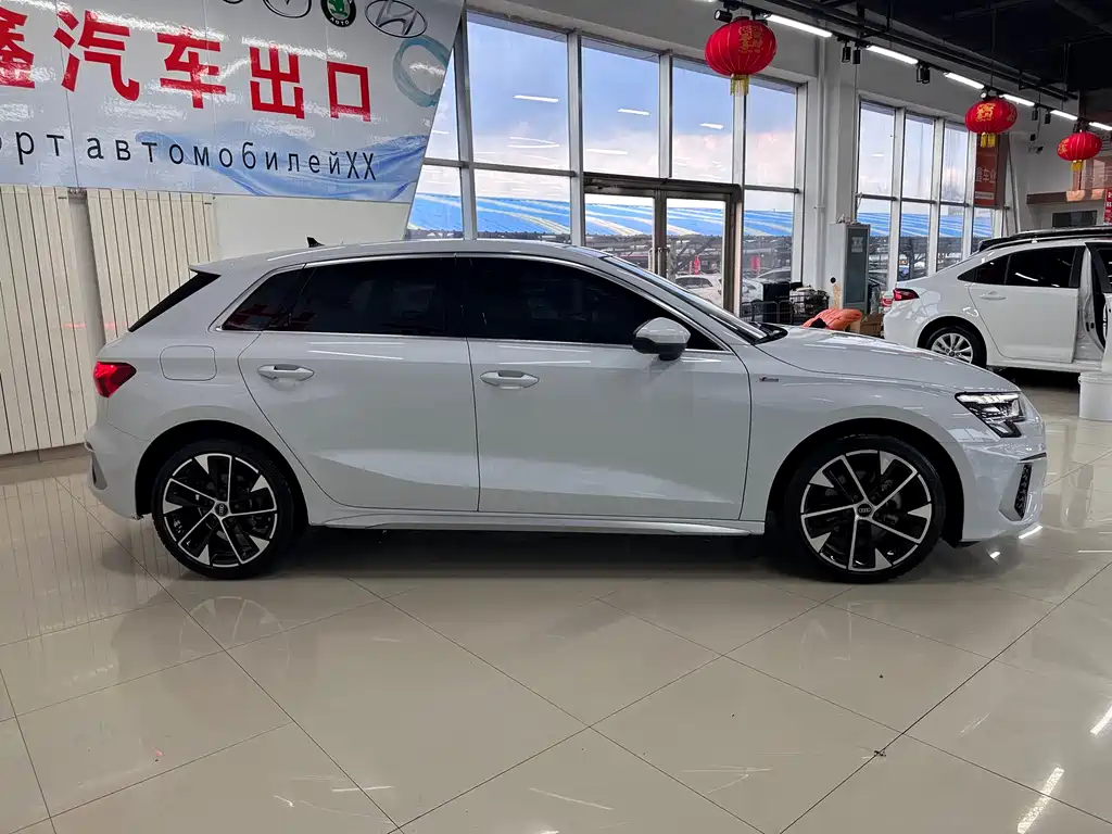 Audi A3 2023 Sportback 35 TFSI Fashion Sport