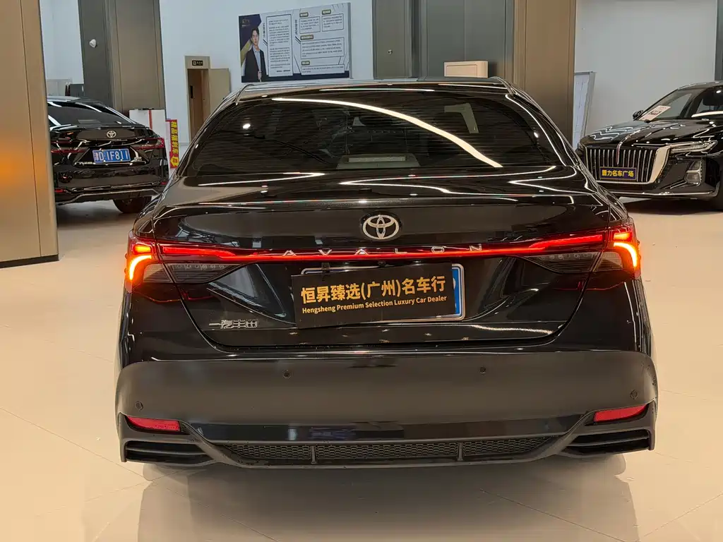 Toyota Avalon — миниатюра 6